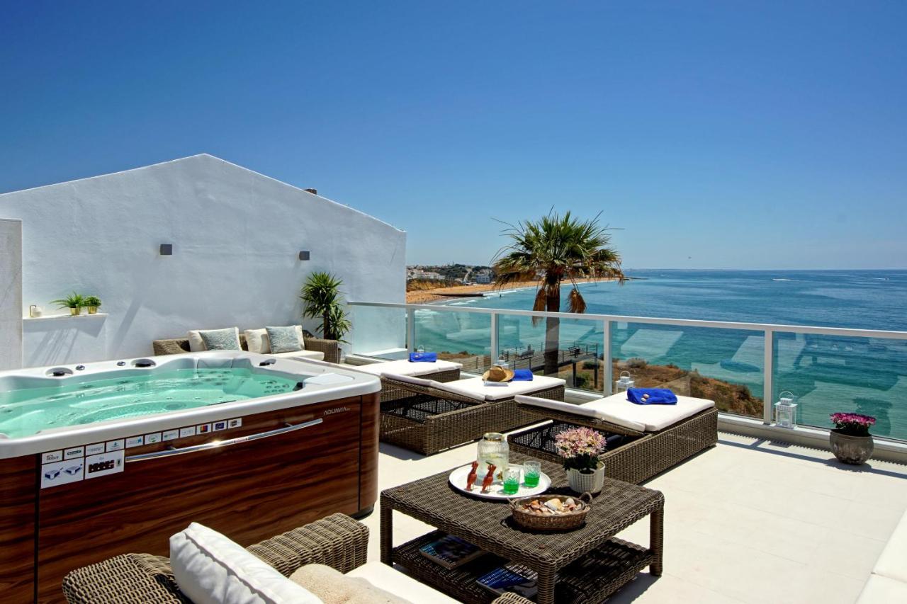 Casa Latino - Oceanfront - Luxury & Charming Villa- Jacuzzi At Rooftop By Dreamvillasالبوفيرا المظهر الخارجي الصورة